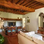 Casa di campagna Pozzo Dei Desideri By Posarellivillas