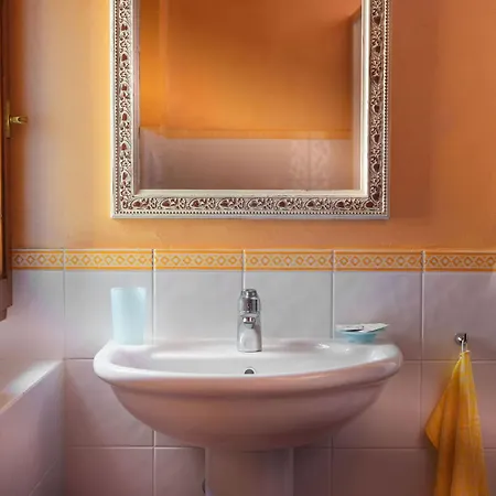 Country house Pozzo Dei Desideri By Posarellivillas *